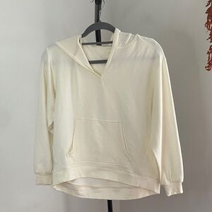Lou & Grey Cream Signaturesoft Hoodie